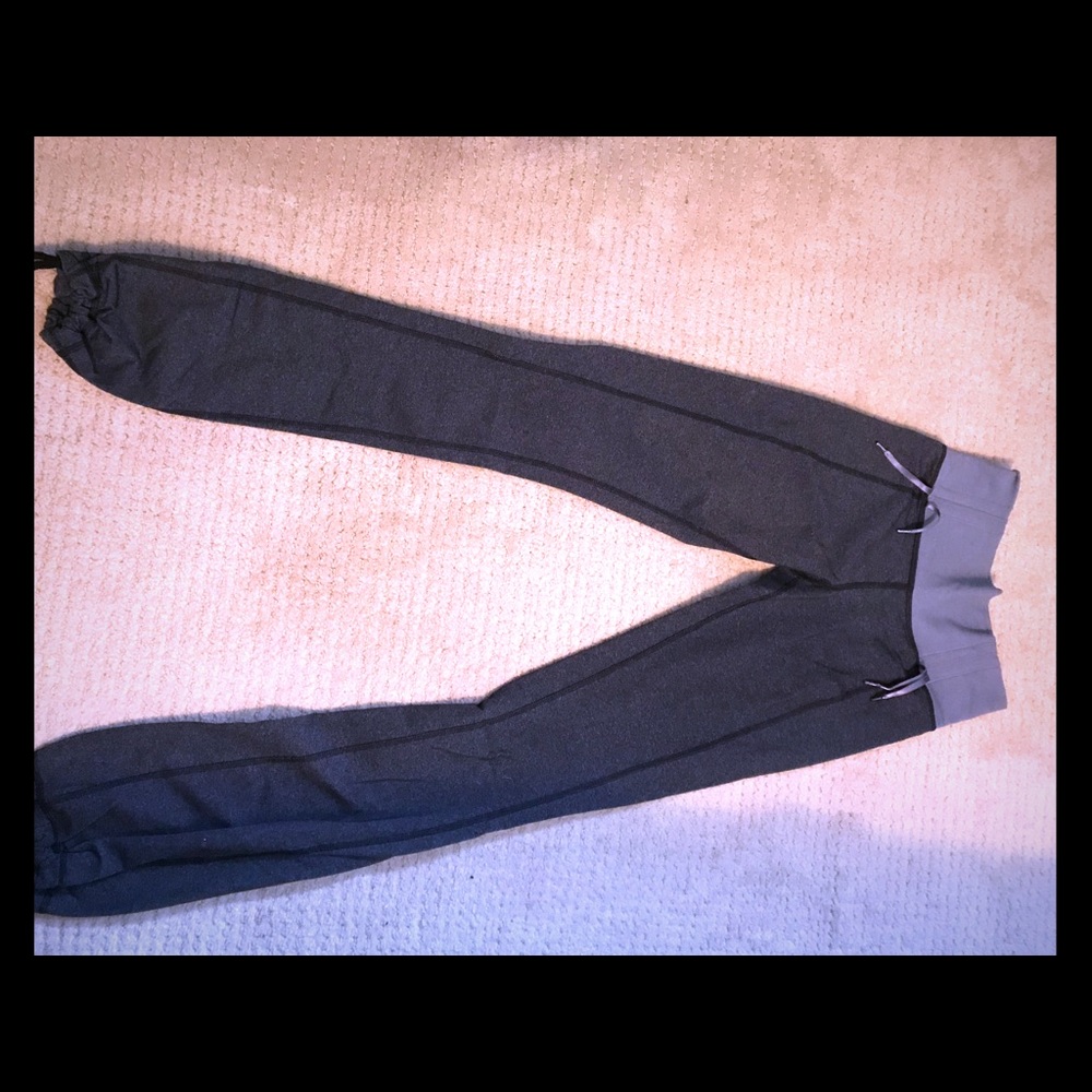 Lululemon drawstring ankle pant